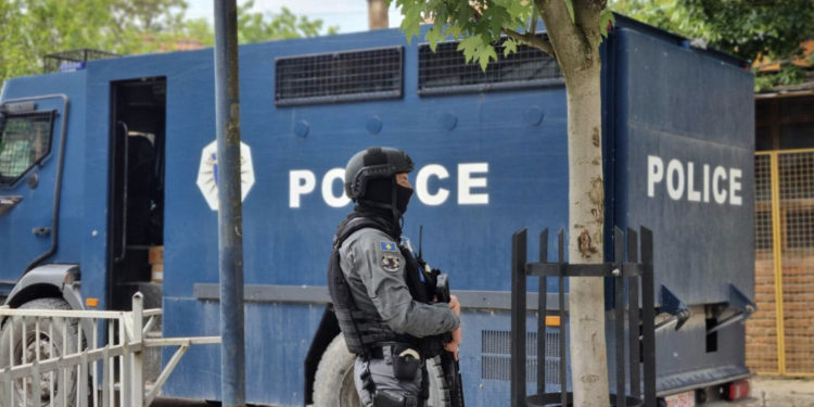 Policia konfirmon arrestimit e “Rusit”, serbit që sulmonte ushtarët e KFOR-it
