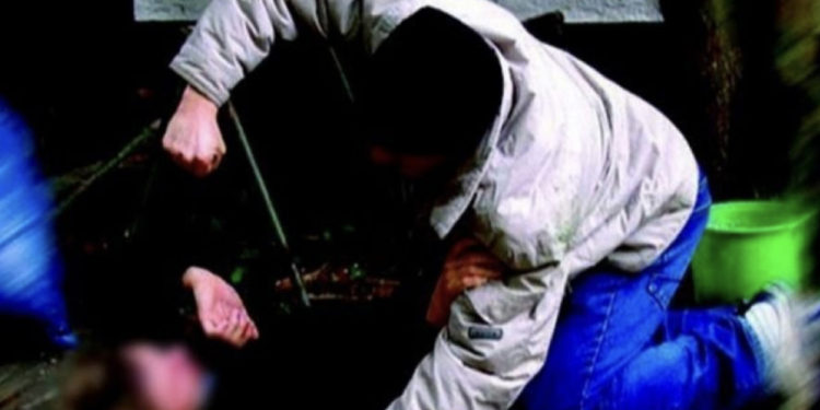 Tre mitrovicas rrahin një qytetar e bëjnë për spital, arrestohen nga Policia