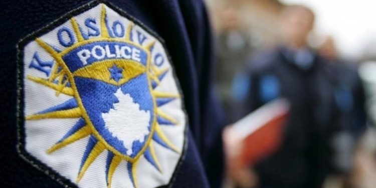 Policia ndalon një kontrabandë me gjedhe në Leposaviq