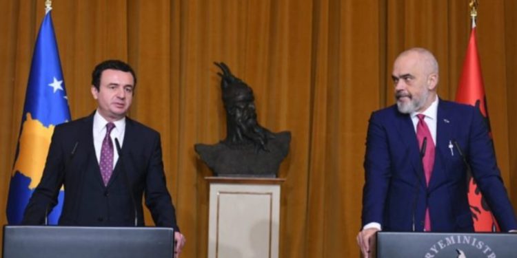 Rama “godet” Kurtin: S’deshi përballje me mua për Veriun, lexon sondazhet e kënaqet që i rriten pikët