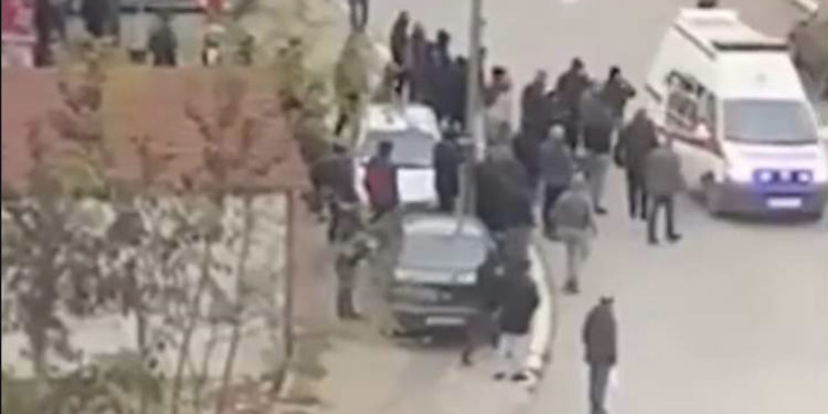Dalin pamjet e kontrabandimit të armëve me auto-ambulancë nga Serbia në veri të Kosovës