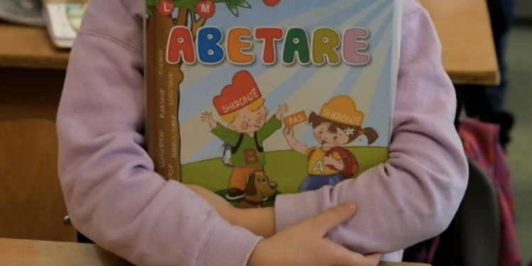 Lajm i mirë: Librat falas edhe për vitin e ardhshëm shkollor