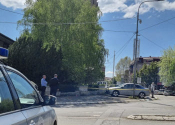 Shtëpia e një shqiptareje sulmohet me shok-bombë mëngjesin e sotëm në veri