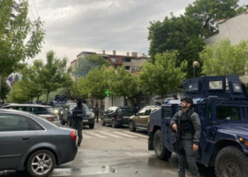 Kërcënimi i policëve të rinj në Veri – çon në këmbë zyrtarët vendorë dhe ata ndërkombëtarë