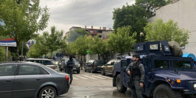 Kërcënimi i policëve të rinj në Veri – çon në këmbë zyrtarët vendorë dhe ata ndërkombëtarë