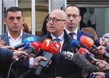 Shpërthimi në veri, reagon Lista Serbe – i përmend forcat speciale të Kosovës