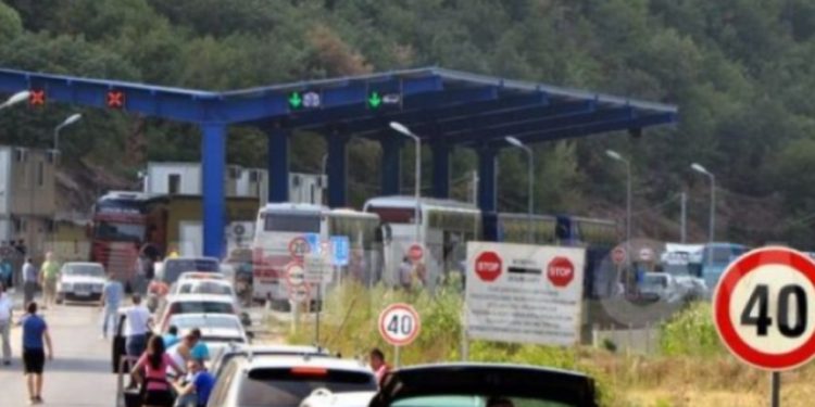 Pritjet për të hyrë dhe për të dalë nga Kosova