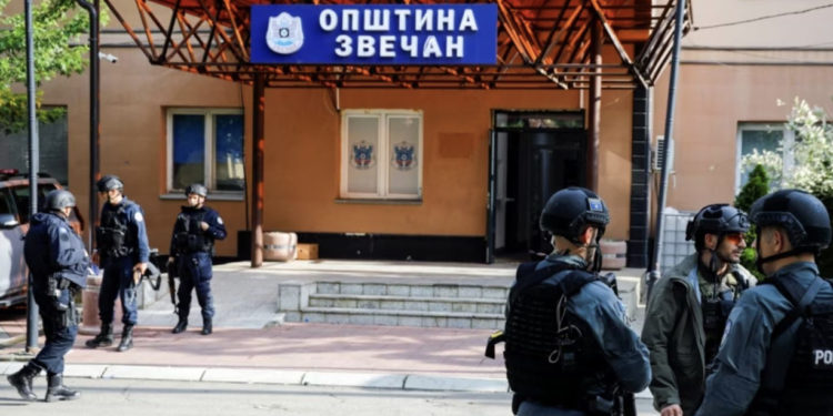 Marrëveshja e Bratislavës: Sot tërhiqen edhe 25% e Policisë nga ndërtesat komunale në Veri