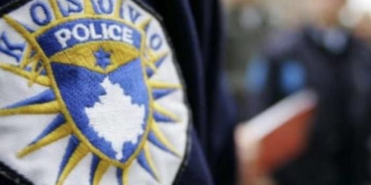 E çuditshme: Mitrovicasi prezantohet rrejshëm si polic që të shkojë në burg, thotë se e gjithë rroga po i shkon në kredi