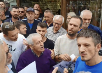 Dalin pamjet nga momenti kur sulmohet gazetari Vullnet Krasniqi në Prizren