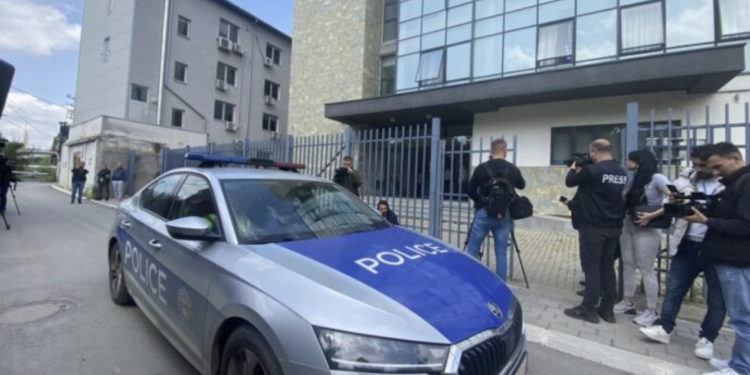 “Kryetarët veriorë mund t’i drejtohen Kushtetueses nëse tërhiqen përmes peticionit”