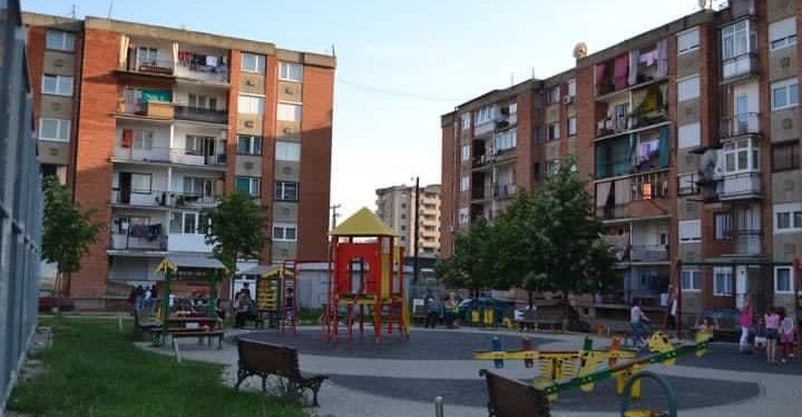 Ky është 52 vjeçari që dyshohet se kreu vetvrasje në lagjen Tjegullore