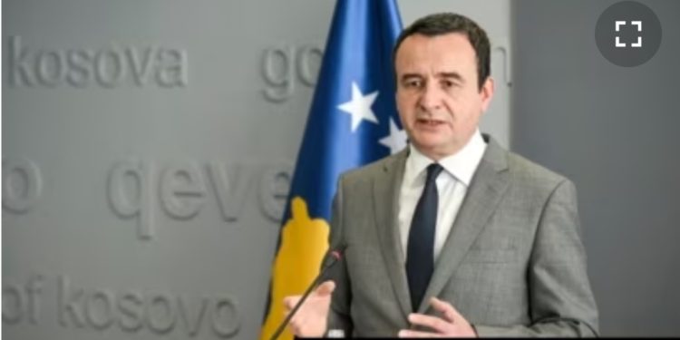 Kurti: Zvogëlim i prezencës policore vetëm rreth ndërtesave komunale në veri