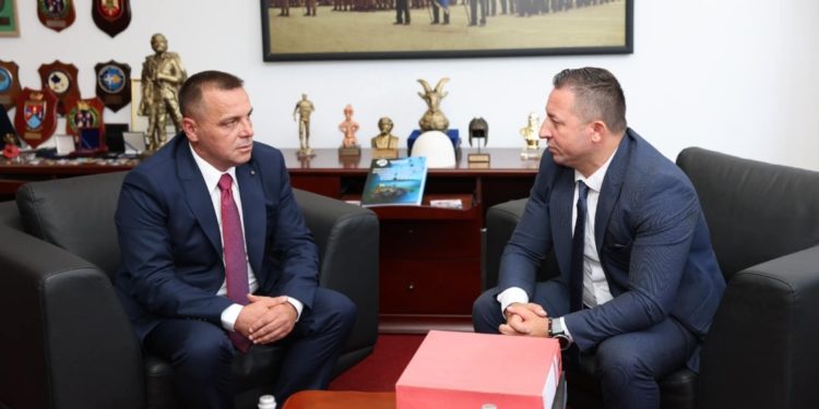 Maqedonci pasi mori postin e ministrit: Synim mbetet forcimi i FSK-së, anëtarësimi në NATO