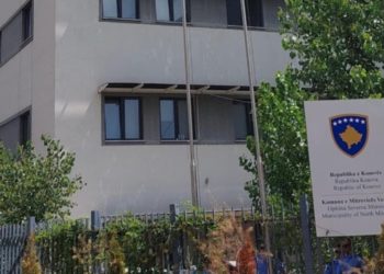 Kryetarët veriorë – a duhet të shkarkohen apo të dorëhiqen? Dalin qëndrimet e para