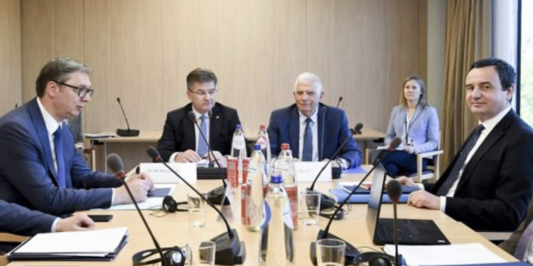 BE publikon agjendën, ka takim Kurti-Vuçiq, fokusi në çështjet aktuale dhe normalizim raportesh