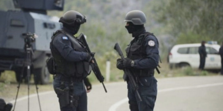 Drejtori i Klinikës Torakale tregon për gjendjen e policit të plagosur: Ka qenë i plagosur në gjoks