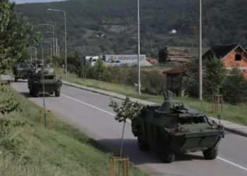 Vrasja e policit në veri, një ditë më parë u raportua se Serbia çoi afër kufirit me Kosovën ushtrinë e policinë
