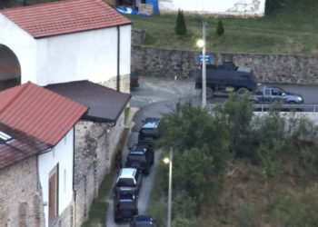 Prokurori special thotë se janë duke u lokalizuar disa shtëpi dhe automjete në të cilat dyshohet se ka armatim