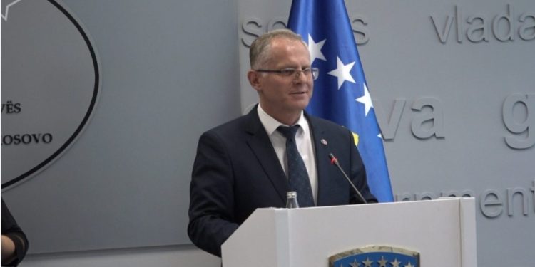 Bislimi udhëtoi për në Hagë të Holandës