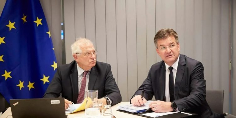 Deklaratat e Borrellit dhe Lajçakut për vrasjen e policit në veri: Sulmuesit serbë nuk i quajnë terroristë