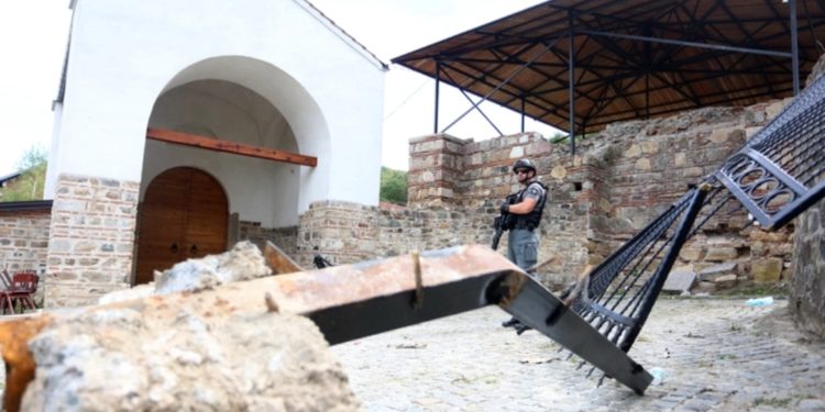 Gjendet një pjesë e mjetit shpërthyes pranë Manastirit të Banjskës