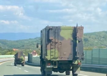 Serbia nis tërheqjen e trupave ushtarake nga kufiri me Kosovën