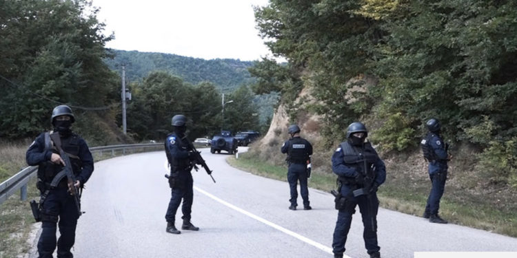 Autobusi serb ndalohet në Jarinjë, në autobusin nga Beograd-Mitrovicë konfiskohen mallra ilegale