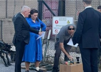 Deputetes britanike i prezantohet armatimi i kapur në Banjskë