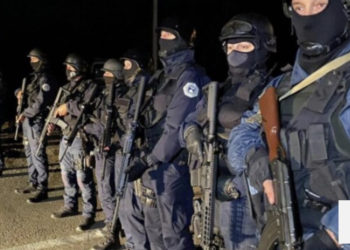 Zbulohet se kush e goditi veturën e Policisë në Leposaviq, Policia pastaj i gjuajti me armë zjarri