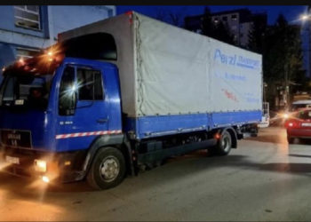 Kamioni i parë me barna nga Serbia arrin në veri të Mitrovicës