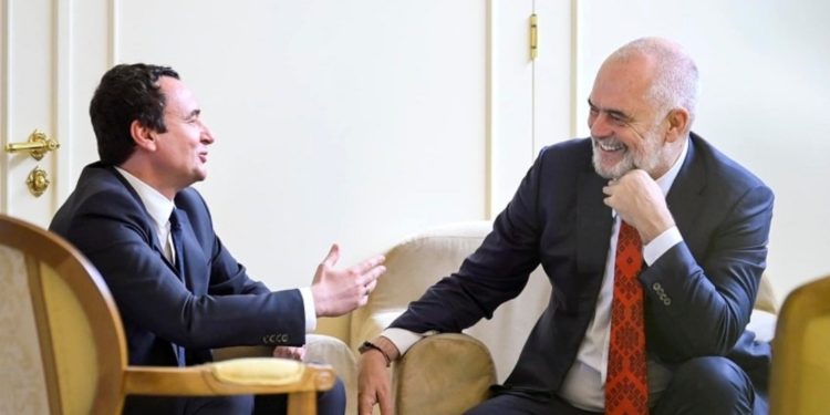 Pranimi i draftit për Asociacionin, Rama: Hap i vonuar por i duhur, shenjë që Albini po bëhet kryeministër