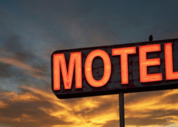 Tentohet të dhunohet një grua në një motel në Mitrovicë, i dyshuari arrestohet dhe më pas lirohet