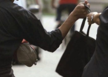 Mitrovicë e Veriut: Një gruaje i grabitet çanta me para dhe dokumente personale