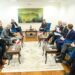 Ambasadorët e QUINT-it shkojnë në Qeveri, Kurti u kërkon heqjen e masave ndaj Kosovës