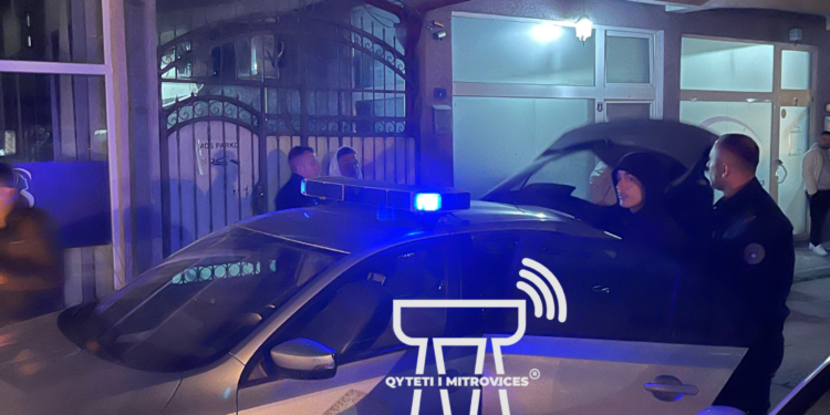 Rrahje mes të rinjëve në qendër të qytetit të Mitrovicës, arrestohen 3 persona