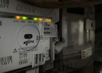 Sapo nisën të paguajnë, serbët nisin të ankohen për faturat e rrymës