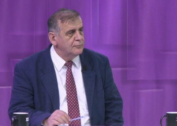 Eskalon Nexhi: “900 mijë nana ia shkër**eftë atij që e ka ba këtë lajm”