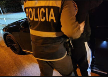 Arrestohet 40-vjeçari nga Mitrovica në Morinë, iu gjetën 20,000 euro të padeklaruara