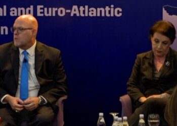 Anëtarësimi i Kosovës në NATO, Hovenier i prerë: Na ndihmoni që t’ju ndihmojmë