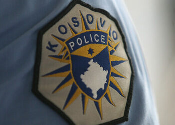 Leposaviq: Hajnat i hyjnë në shtëpi, i vjedhin sharrën motorike