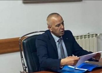 Izmir Zeqiri e gjen të “llomitur” objektin e komunës në Zubin Potok