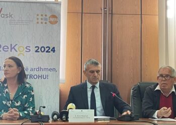 ASK: Serbët në veri refuzojnë të regjistrohen, në jug janë regjistruar masivisht