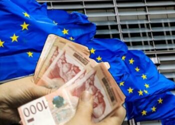 Në pritje të zgjidhjes për dinarin: Shpallje dhe shërbime për tërheqjen e parave