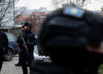 Arrestohet serbi që sulmoi dhe i bëri për spital një shqiptar dhe dy boshnjakë brenda lokalit të tij