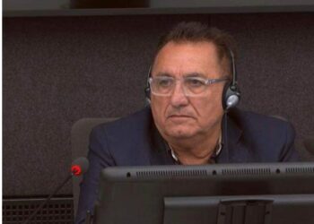 “Me ty do ta kryj shpejt”: Rrustem Tetaj tregon pse e tha Thaçi këtë fjali në kazermë