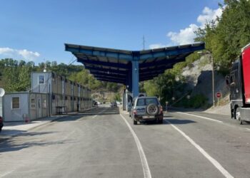 Vazhdon qarkullimi normal në Jarinje, Bërnjaku dhe Merdarja mbesin të mbyllura