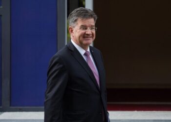 Lajçak vjen nesër në Kosovë, në Serbi nuk do të shkojë