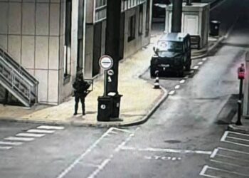 Policia e Kosovës: Një veturë që dyshohet të jetë e Xhandarmërisë serbe ka shkelur vijën ndarëse kufitare