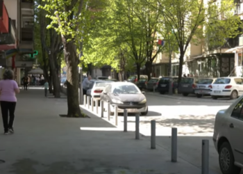 Serbia me listë të re për punonjësit serbë të Kosovës, ndalohen pesë punonjës të Zubin Potokut